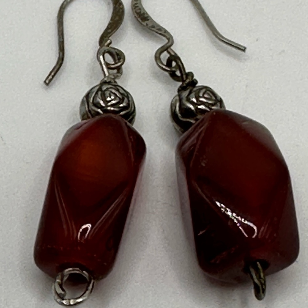 Vintage brown Earrings with rose accent.